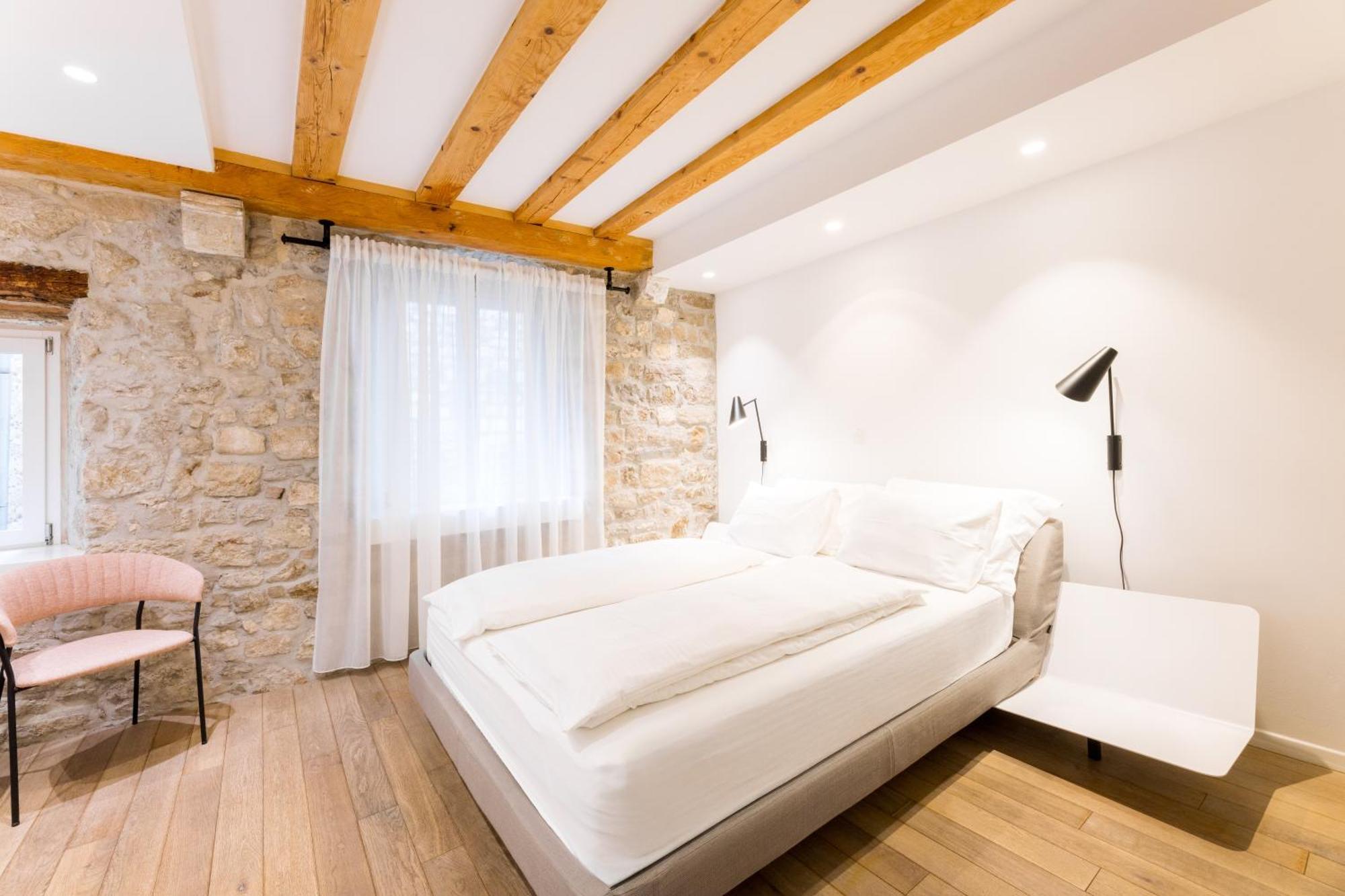 Double Room Street View