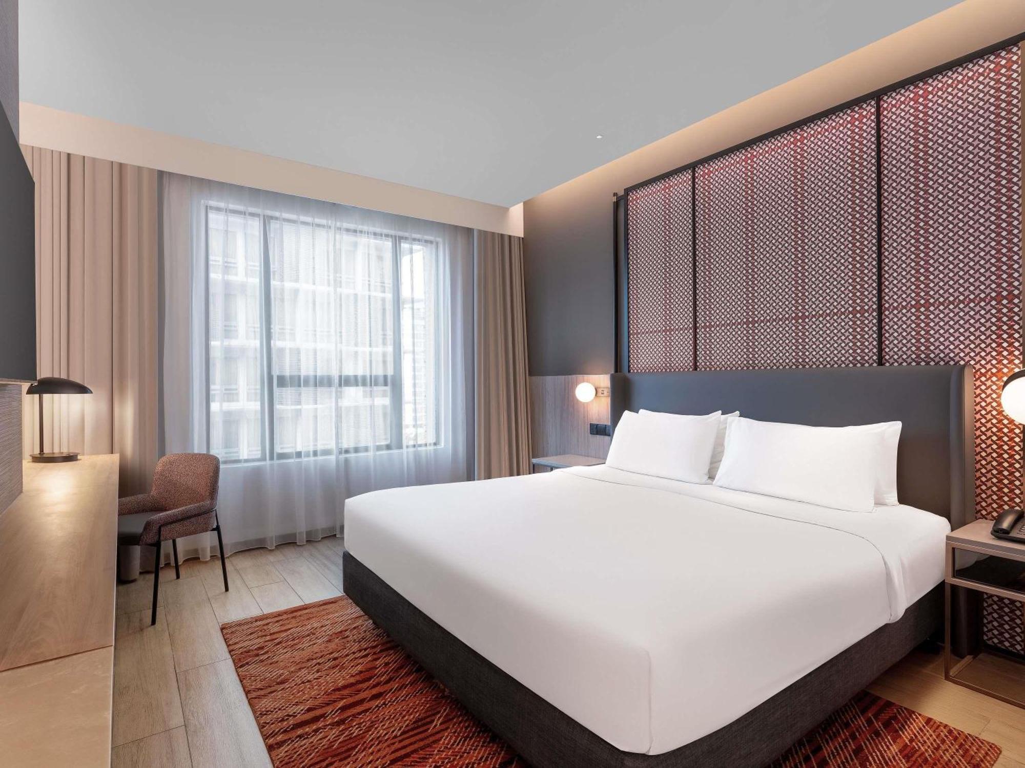 Superior RoomOne King Bed