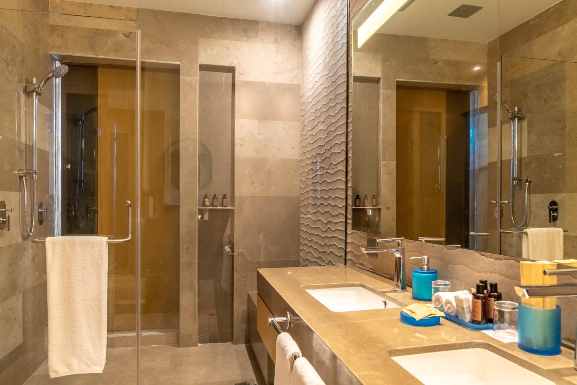 Romance Junior Suite Partial Ocean