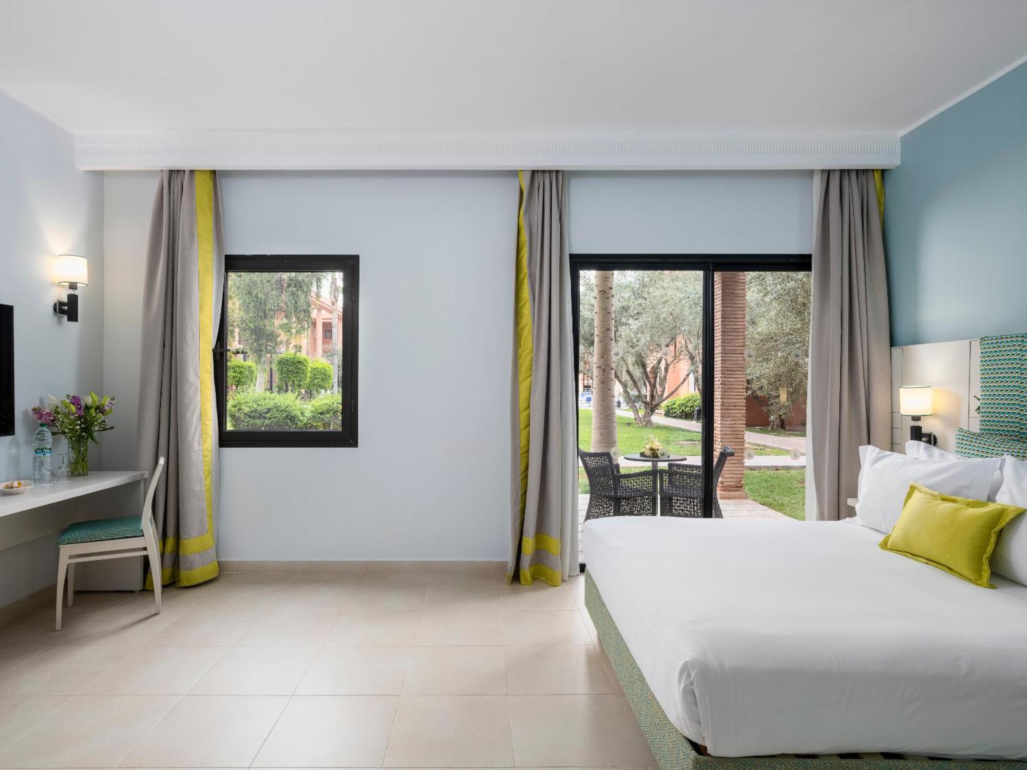Triple Standard Room Pool View