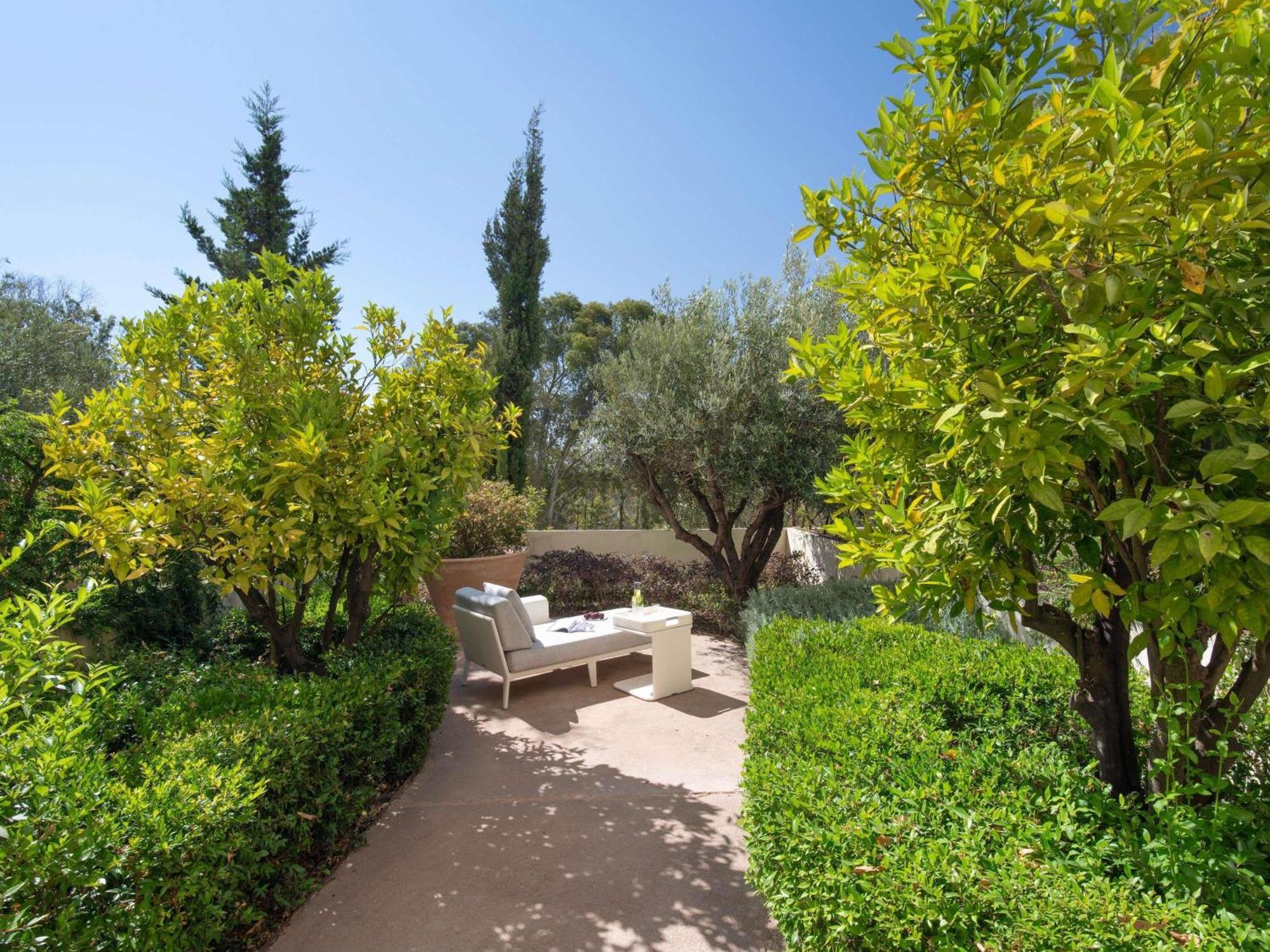 Signature King Room Private Garden