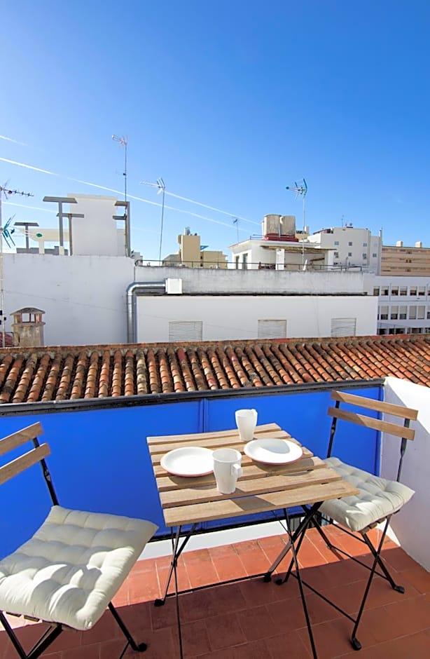 Studio Balcony
