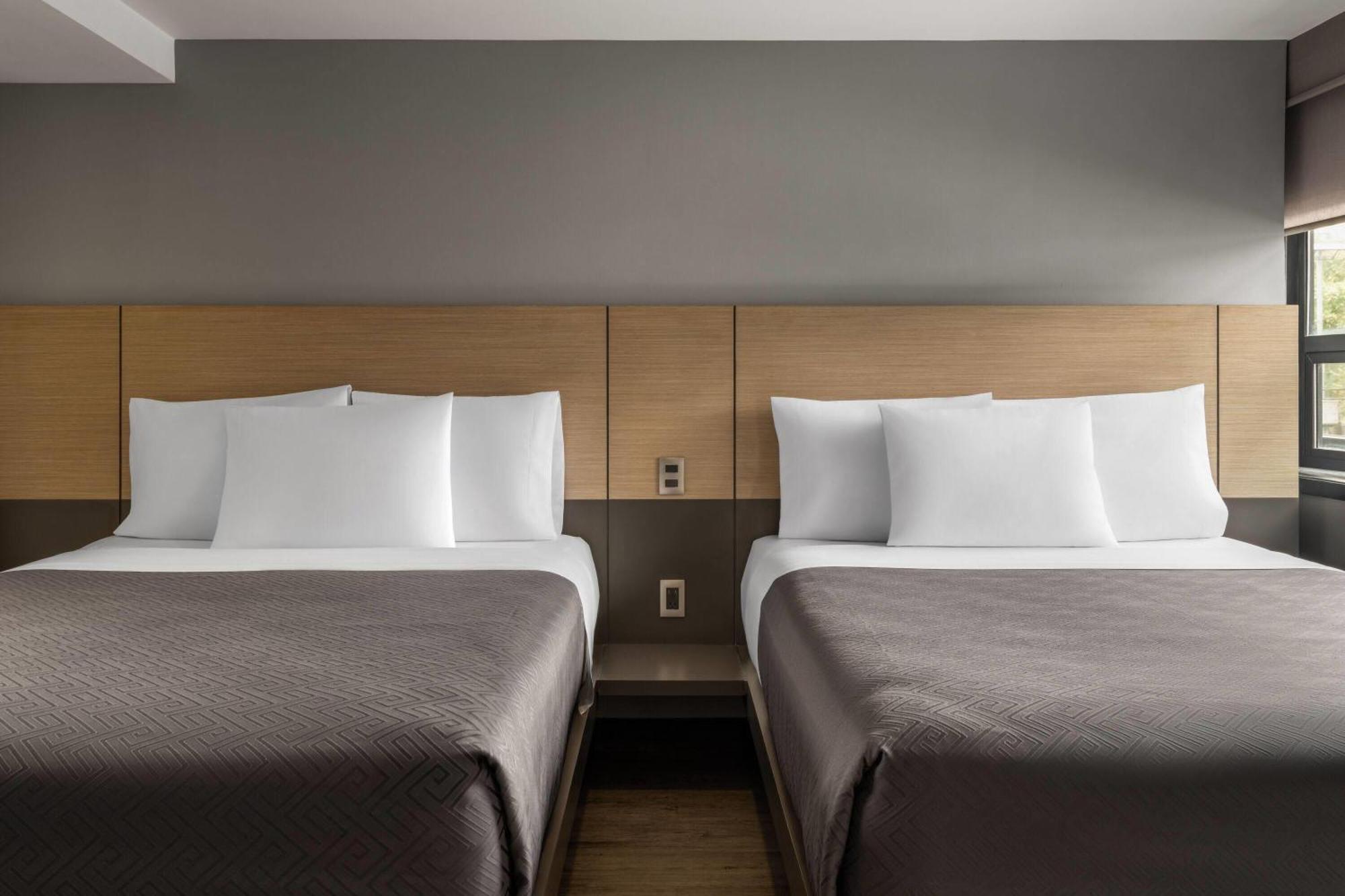 Queen Room Two Queen Beds Non-Smoking