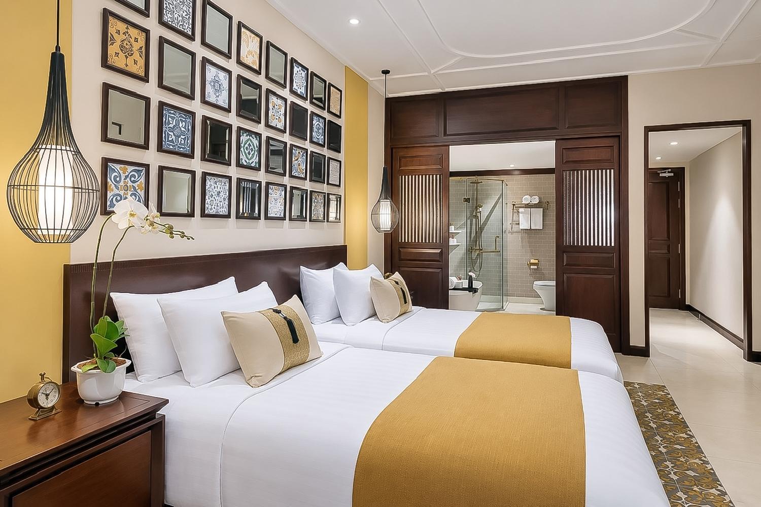 Little Suite