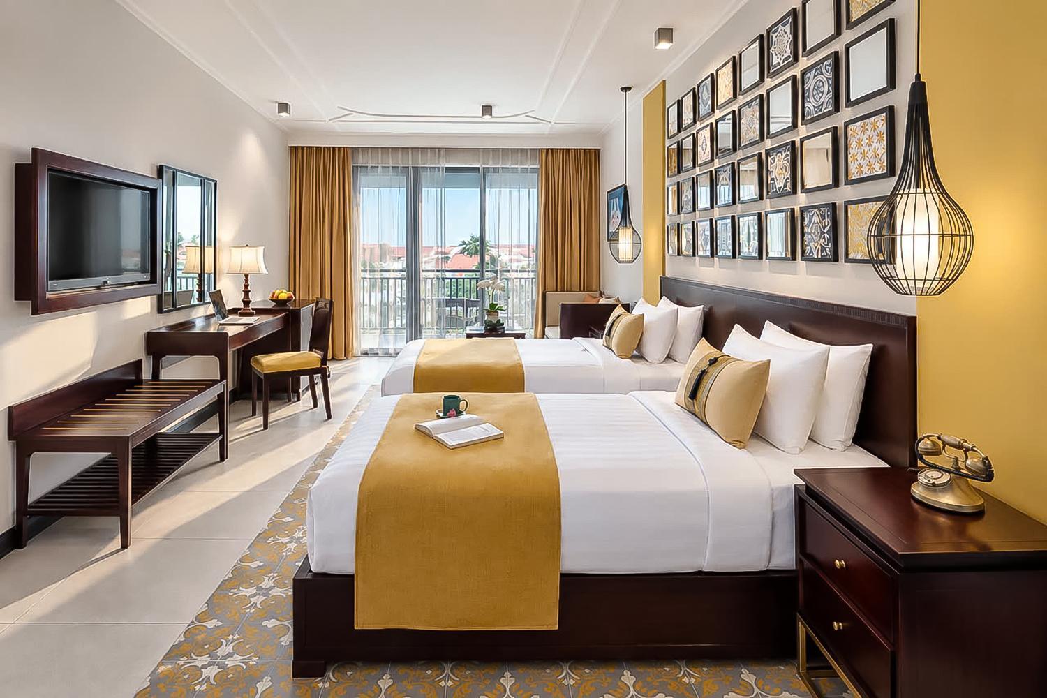 Little Suite