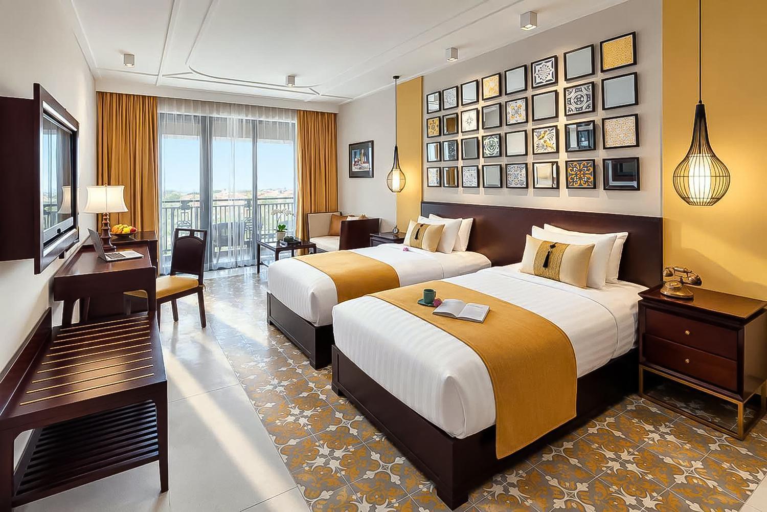 Little Suite