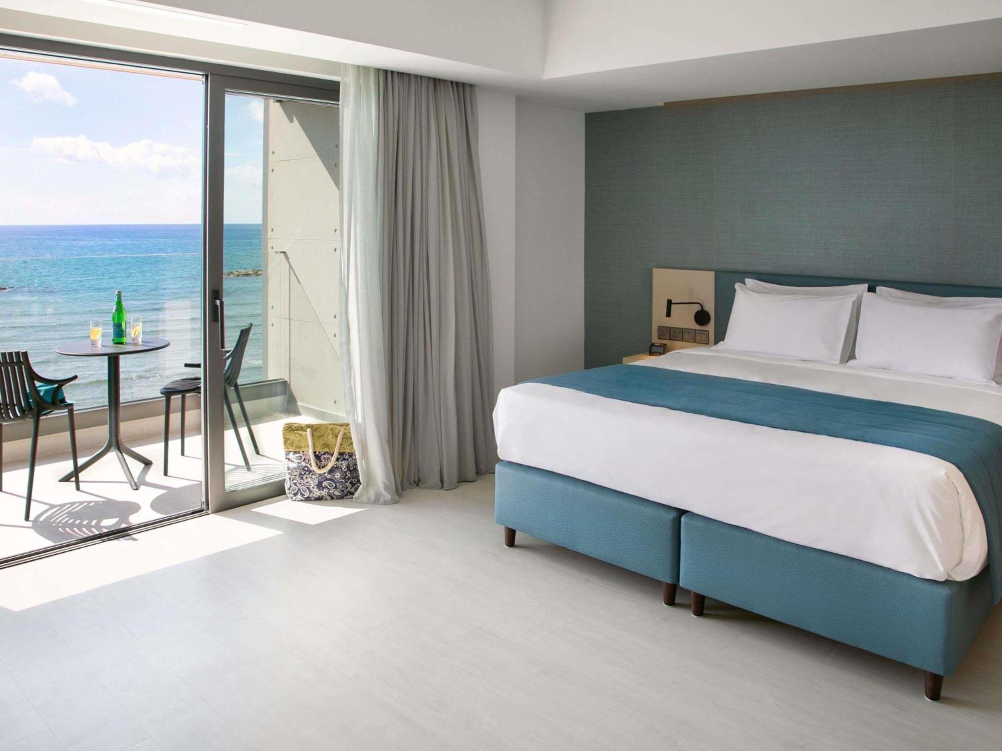 Superior Double Room Balcony Sea View