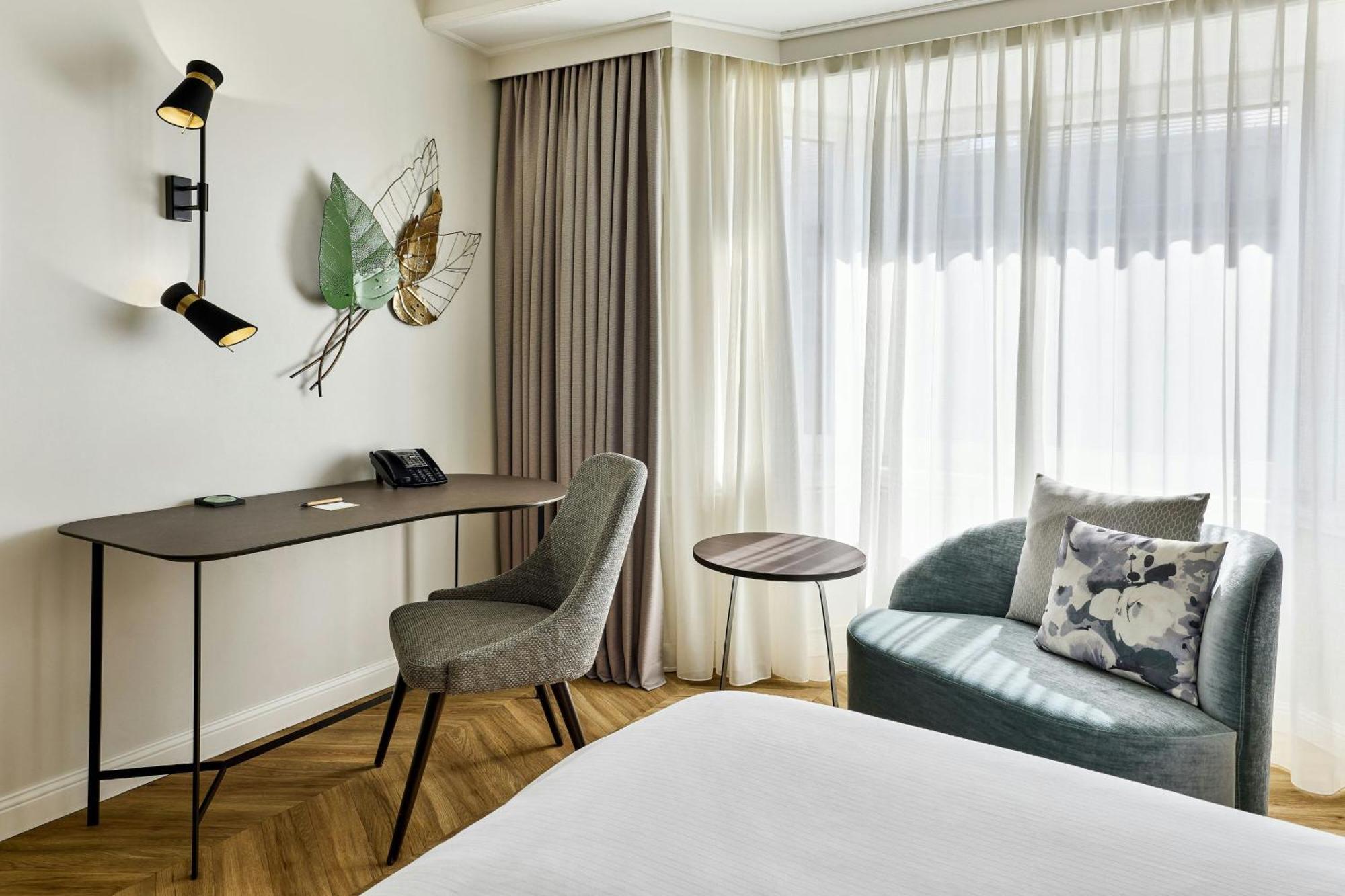 Deluxe Double Room City View