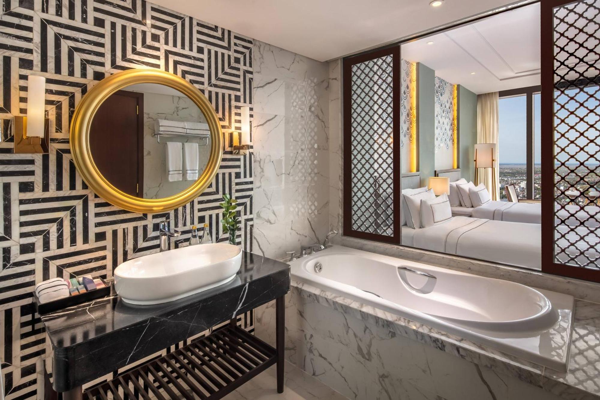 The Level Deluxe Room Executive Lounge Access