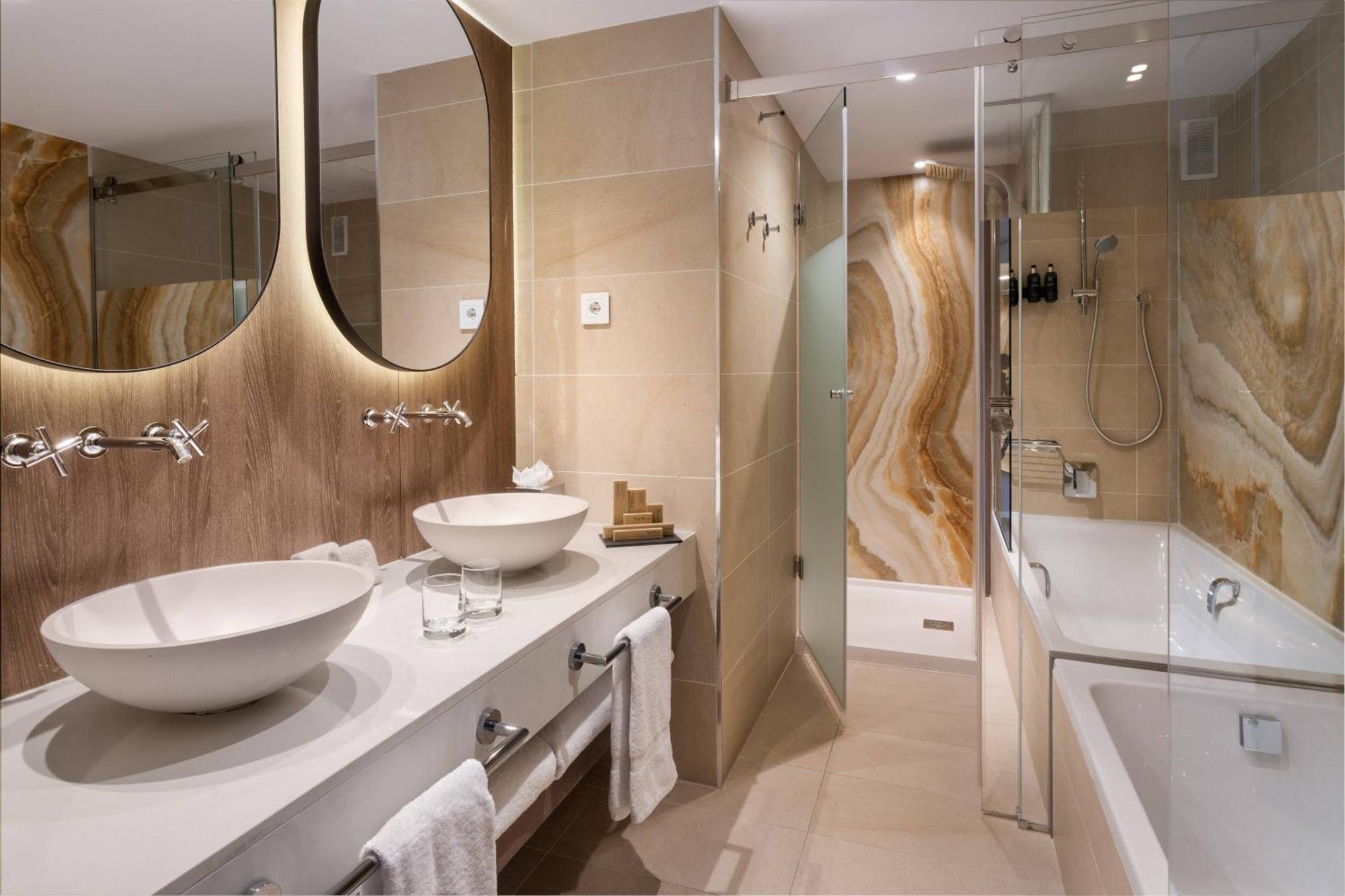 The Level Premium Room