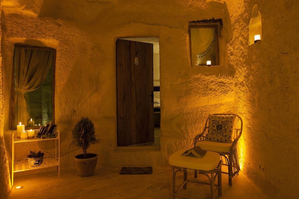 Suite Troglodyte