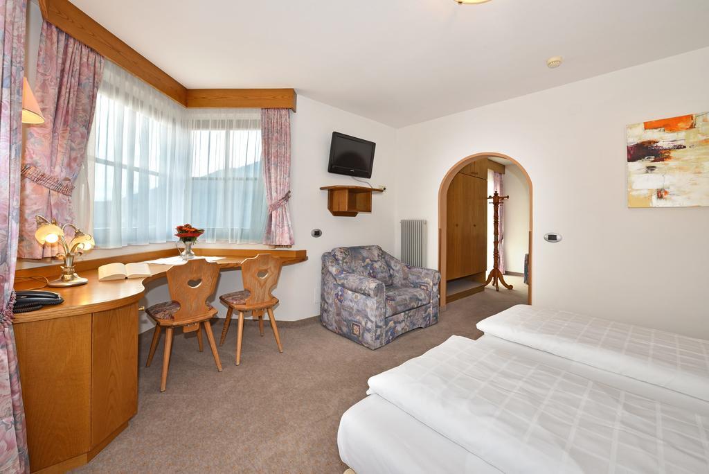Double Room Mountain View