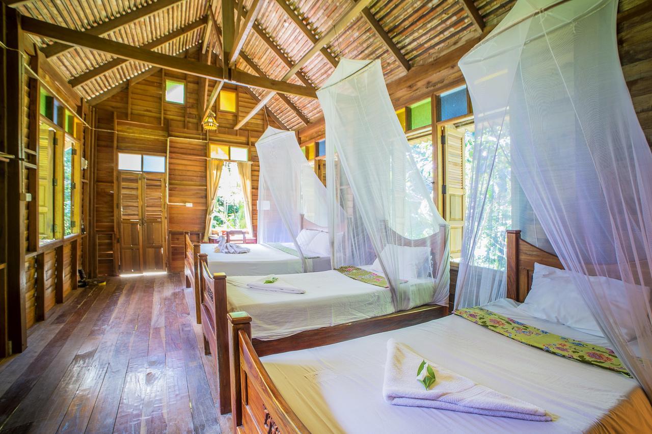 Quadruple Room Terrace