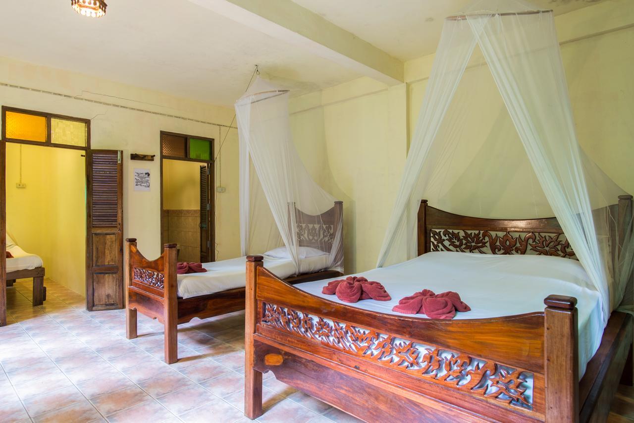 Quadruple Room Terrace