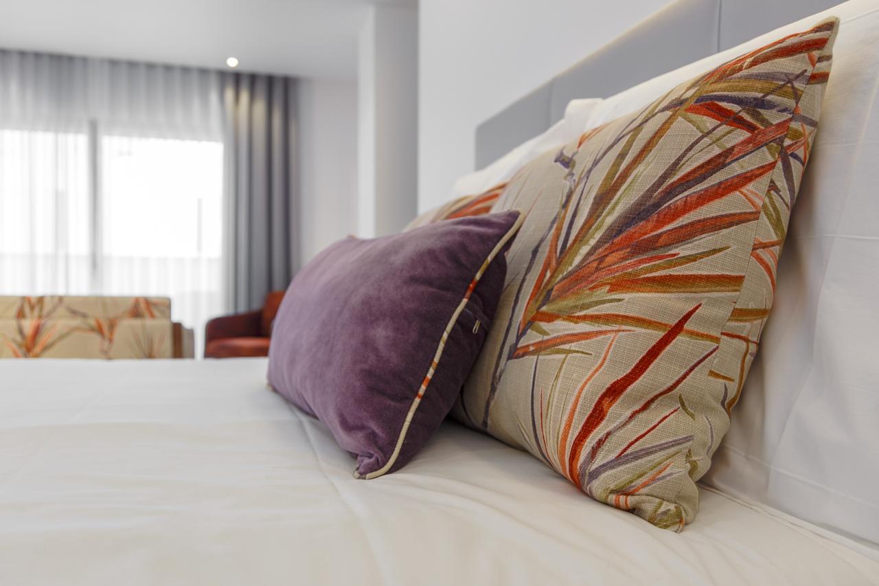 Suite with Balcony,604984230:JPEG