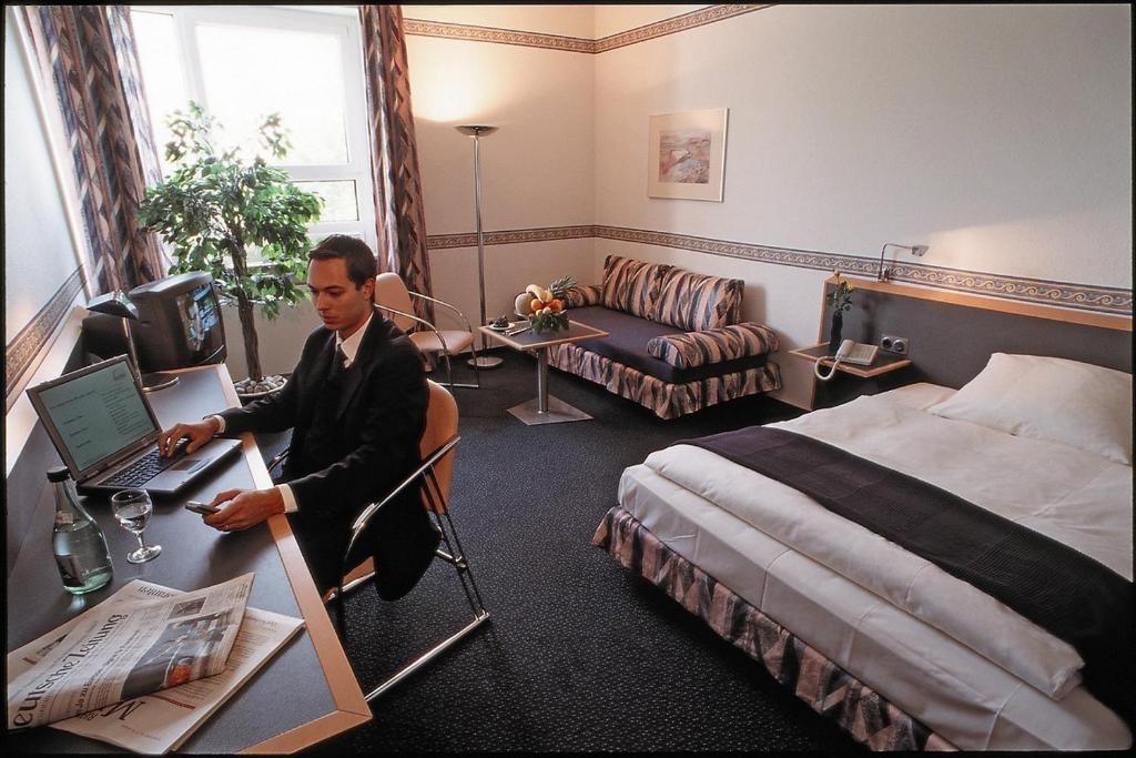 Business Single Room