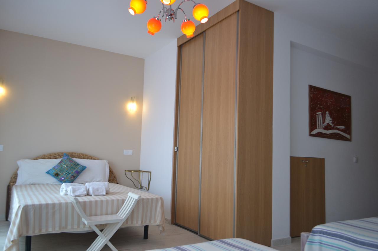 Quarto Familiar com Varanda