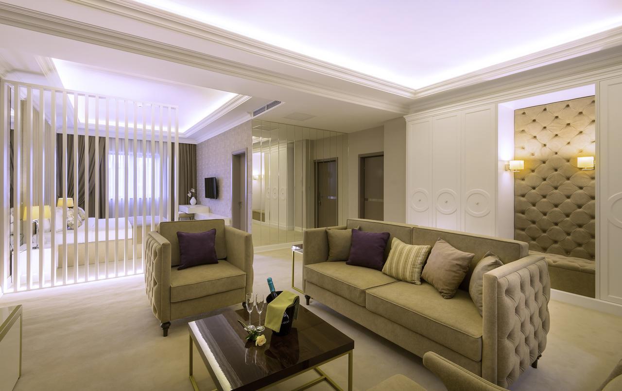 Mount Ararat Suite