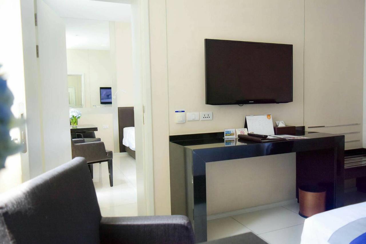 Mandarin Connected Room,942855769:JPEG