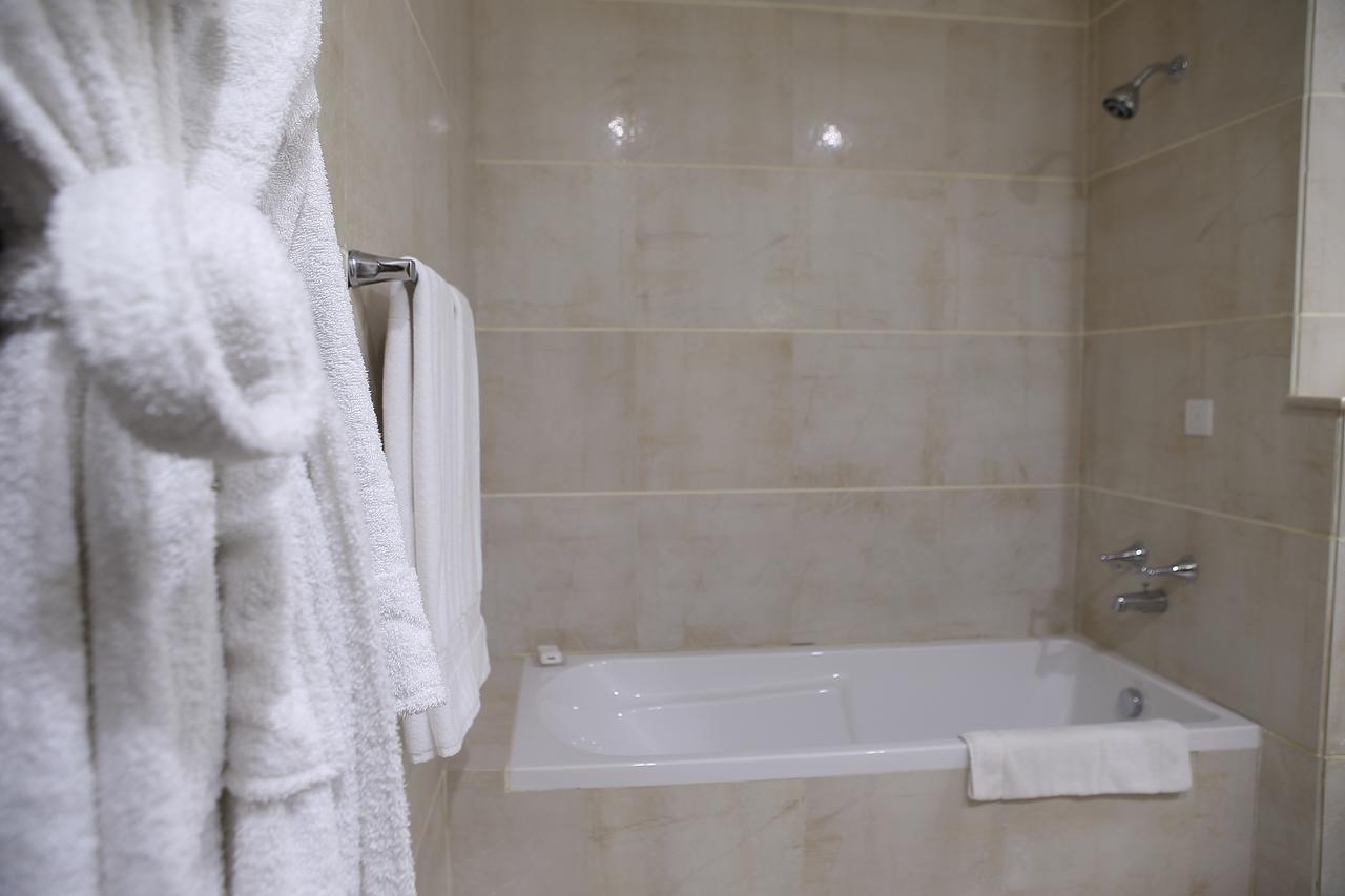 One-Bedroom Suite