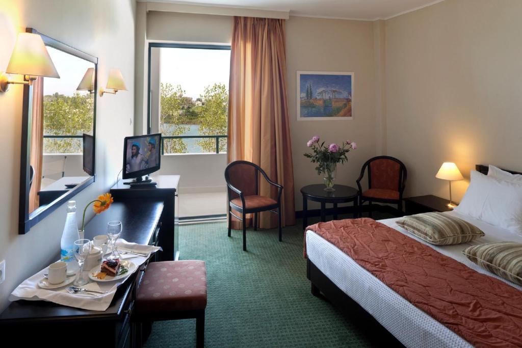 Superior Double or Twin Room Sea View