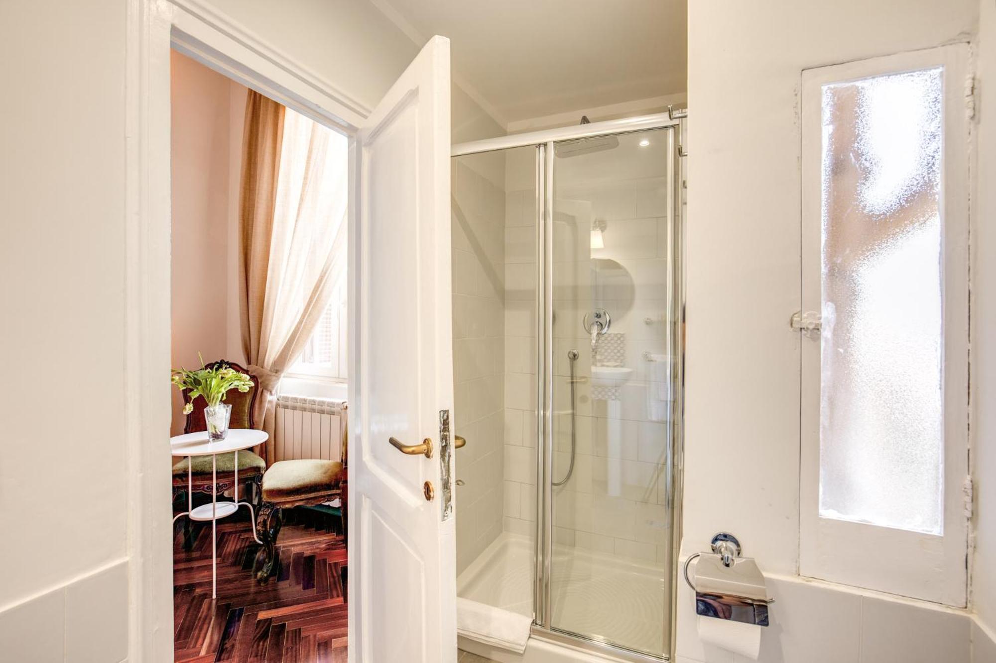 Exclusive Triple Room