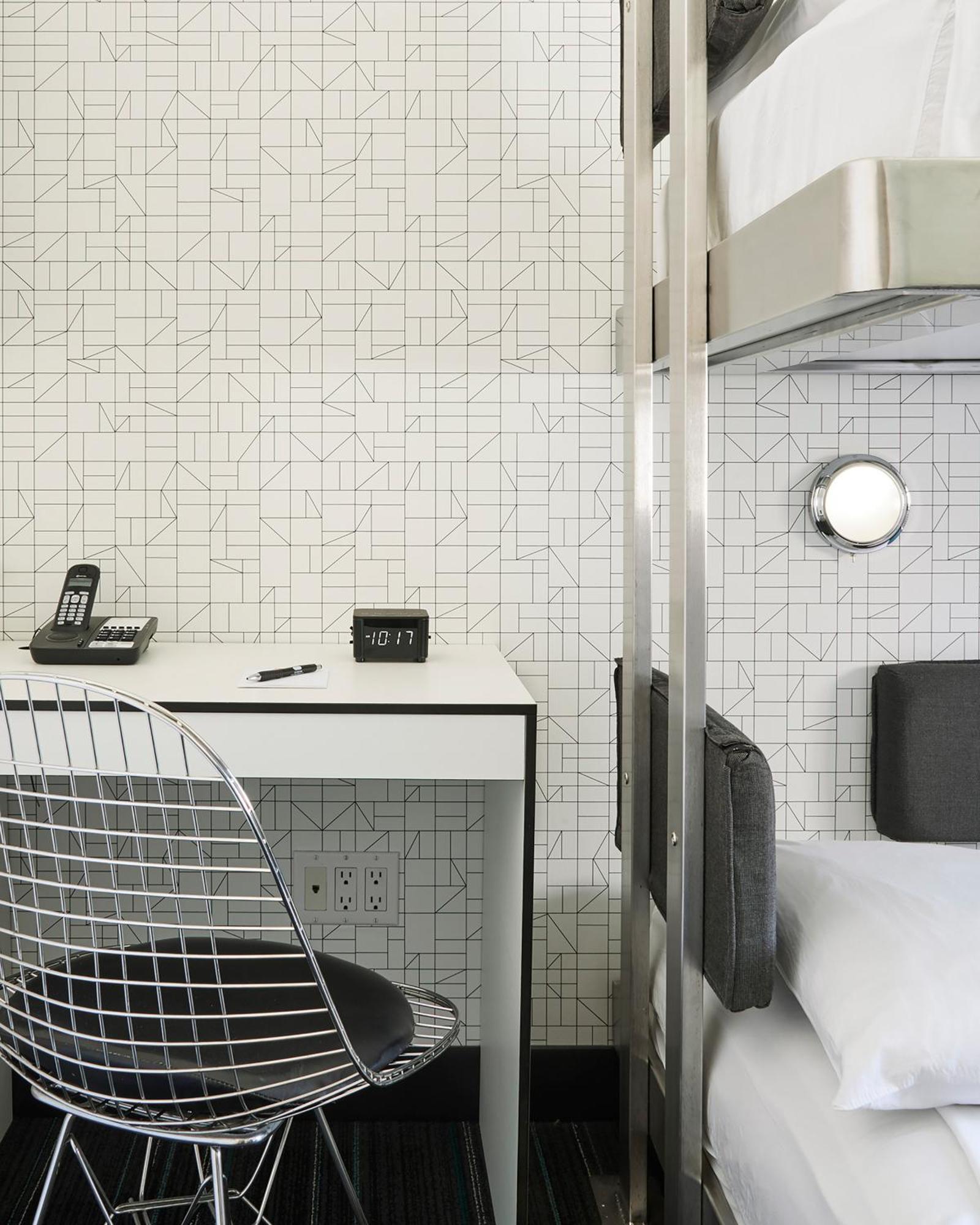 Bunk Pod