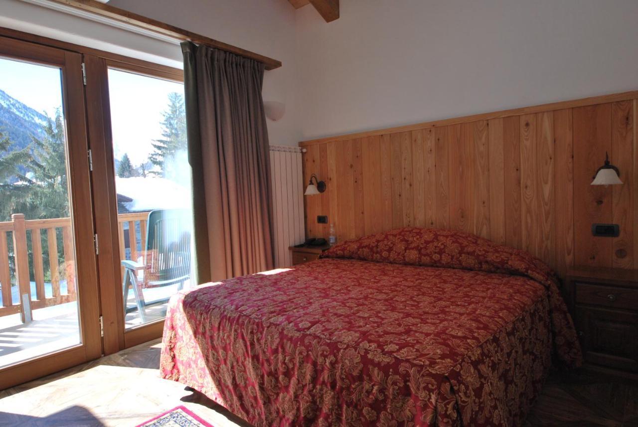 Double or Twin Room,707115208:JPEG
