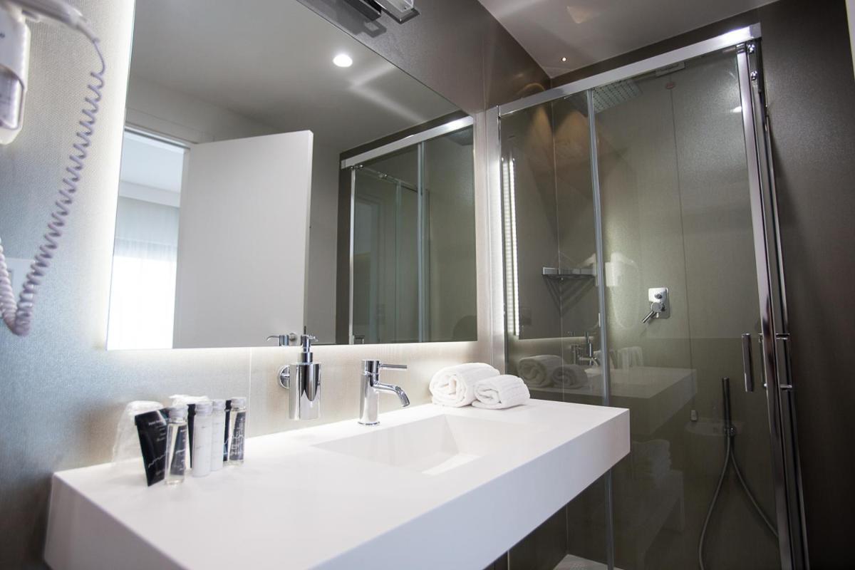 Superior Double or Twin Room City View