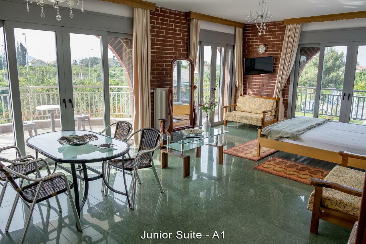 Junior Suite Pool View