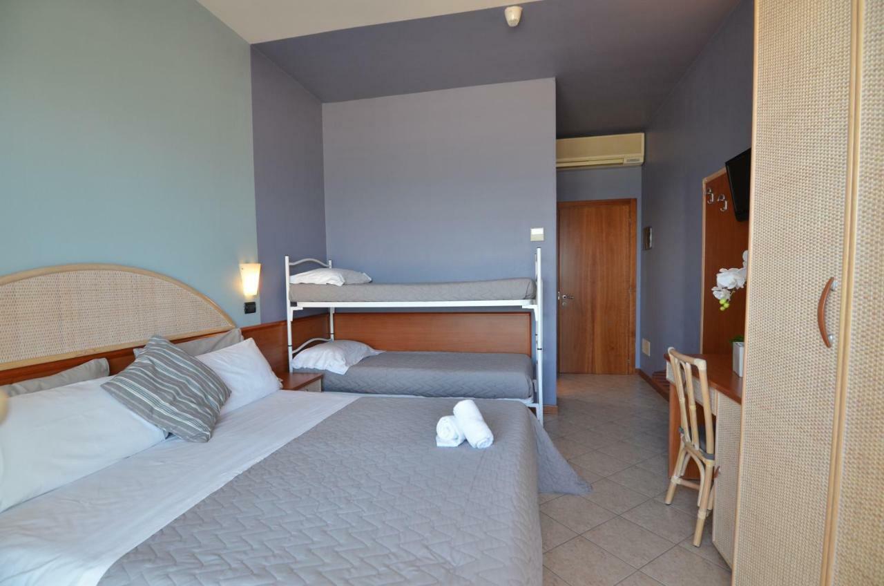 Classic Triple Room