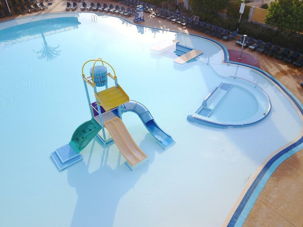 Apartamento con vistas a la piscina