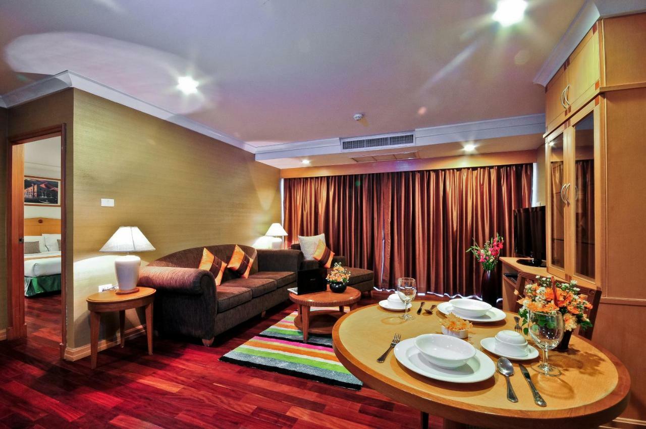 Admiral Suite One-Bedroom Balcony,1274172493:JPEG