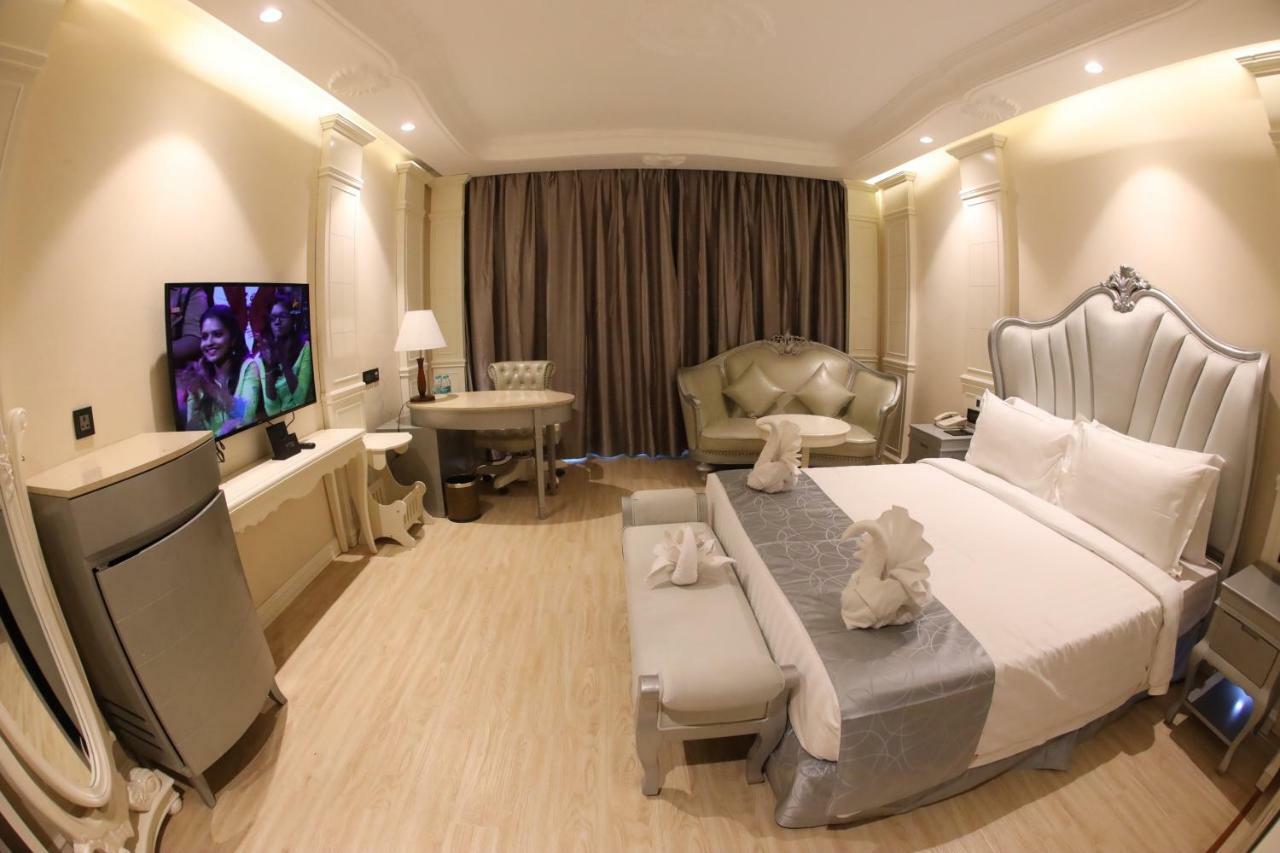 King Suite