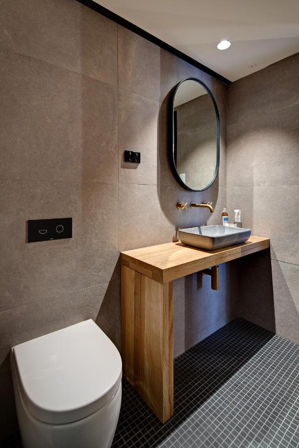 Sky Room Bath