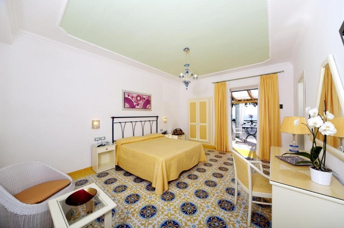 Superior Double or Twin Room Sea View