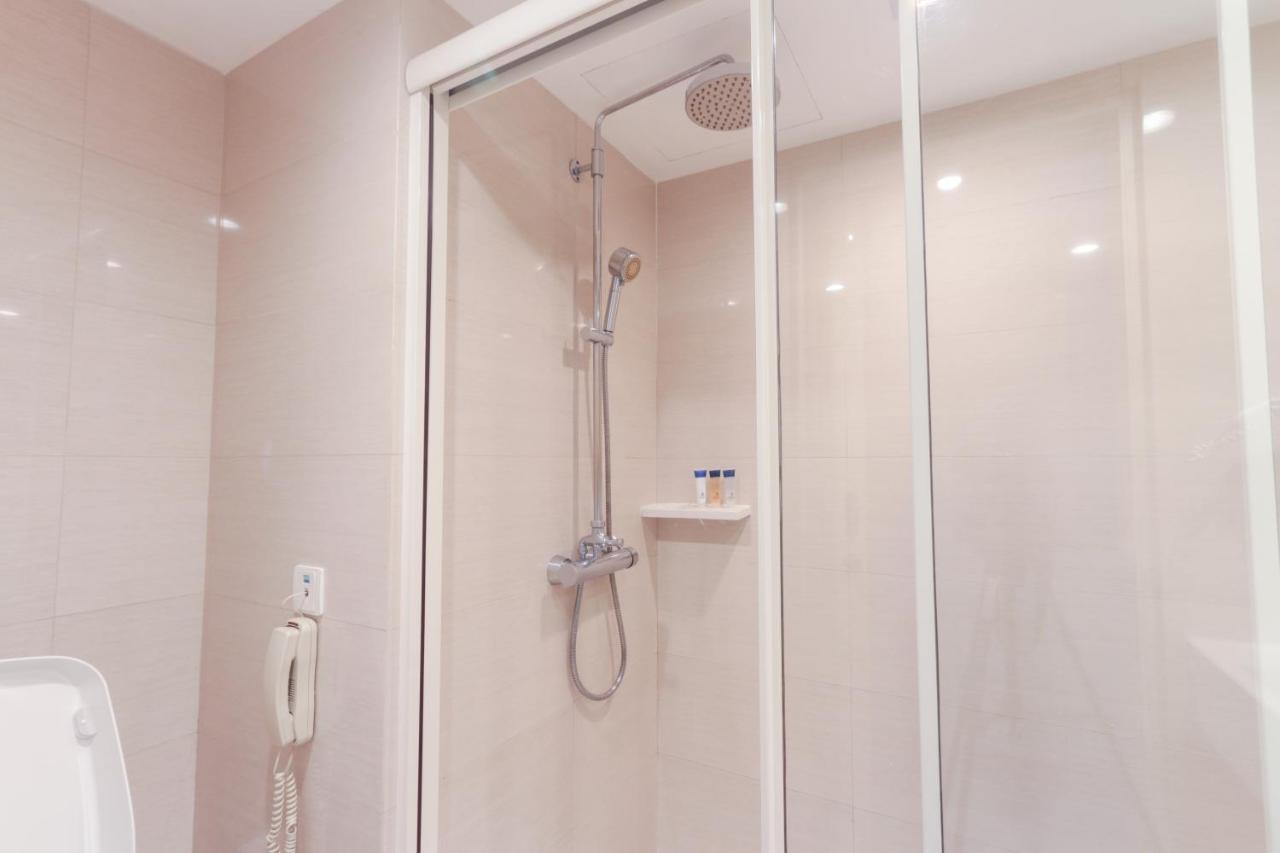 Executive Room,943289947:JPEG