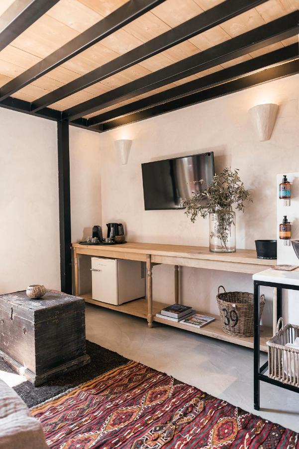 Deluxe King Suite Split-level