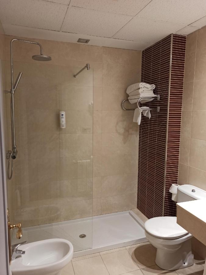 Twin Room,998973177:JPEG