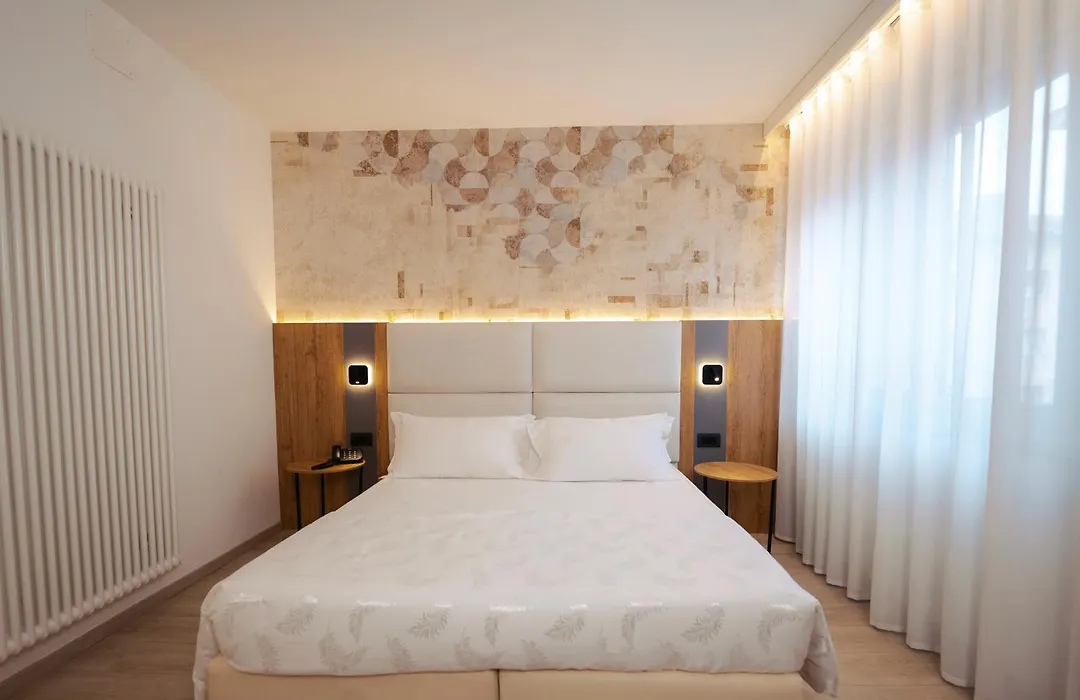 Hotel Everest-1