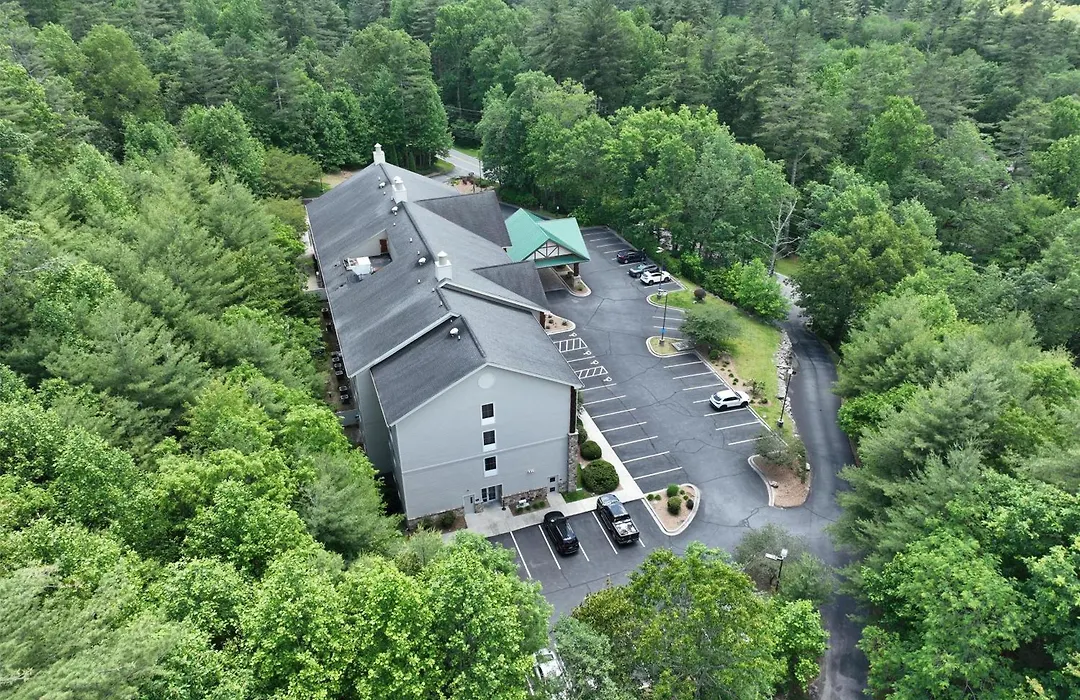 Hampton Inn & Suites Cashiers - Sapphire Valley-1