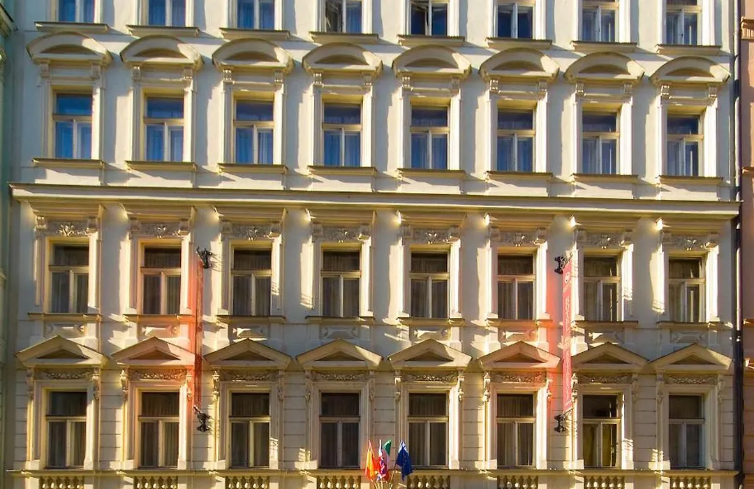 Hotel Malá Strana-1