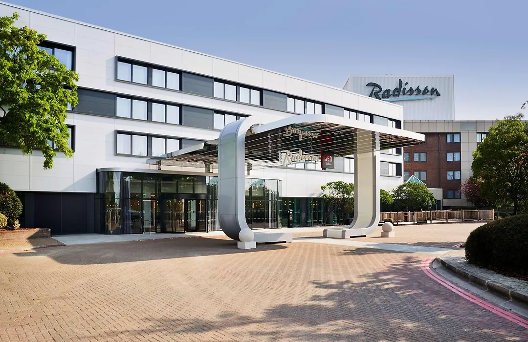 Radisson Hotel And Conference Centre London Heathrow-1