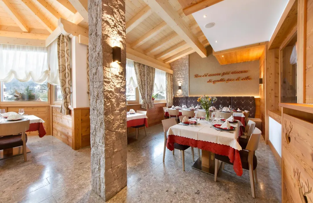 Hotel Cristallo-1