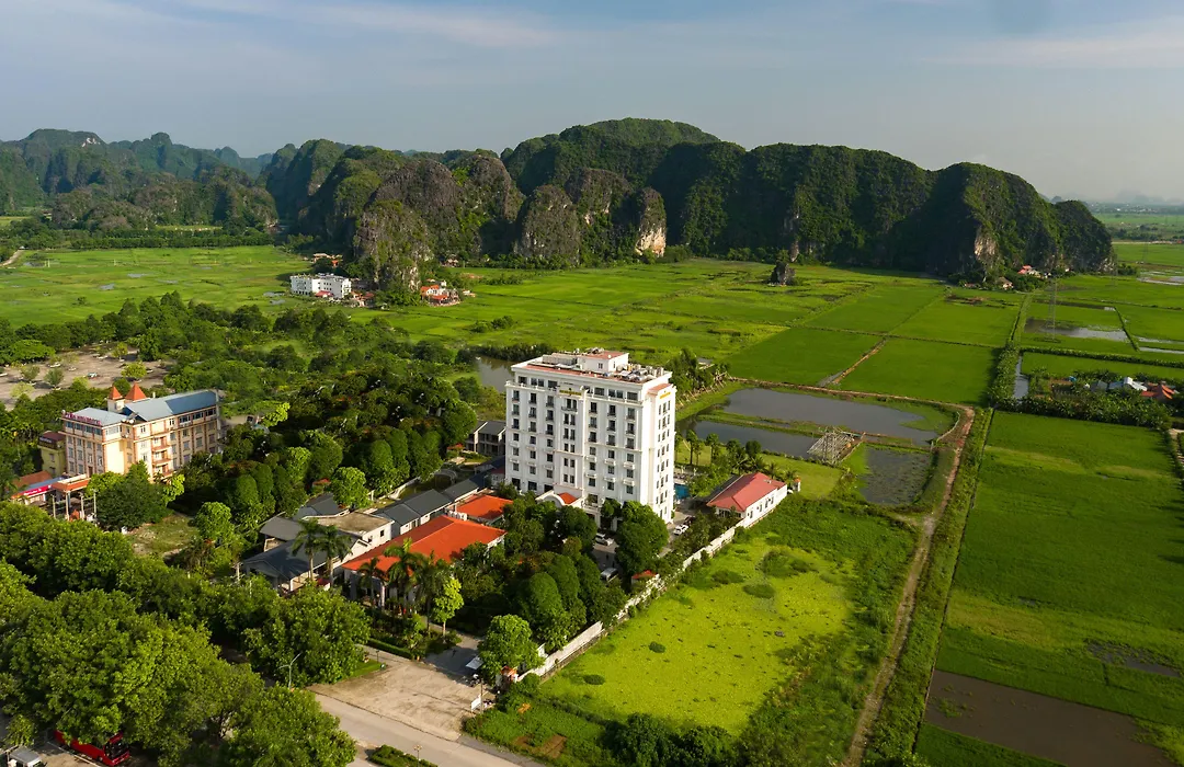 Ninh Binh Hidden Charm Hotel & Resort-1