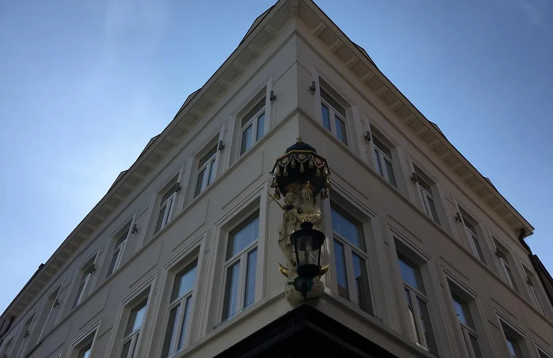 Antwerp Business Suites-1