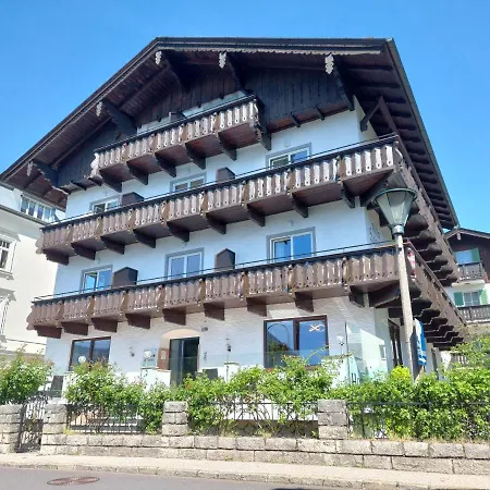 Hotel Seerose Garni Wolfgangsee-2
