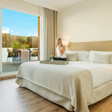 Aparthotel Mariano Cubi Barcelona-3