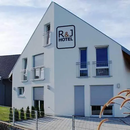 R&J Hotel-2