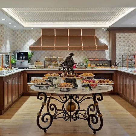 H10 Corregidor Boutique Hotel-2